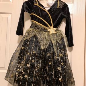 Little girl’s witch costume bundle